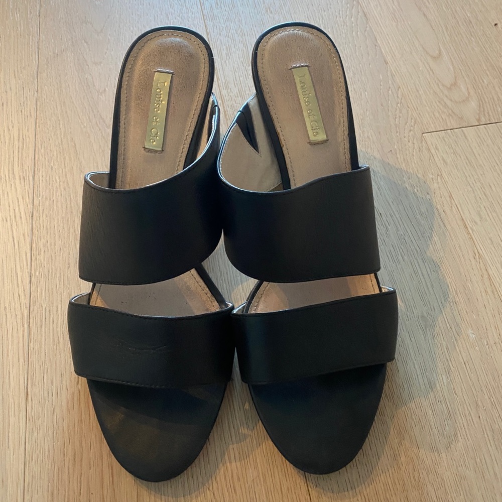 Louis et Cie black leather sandals